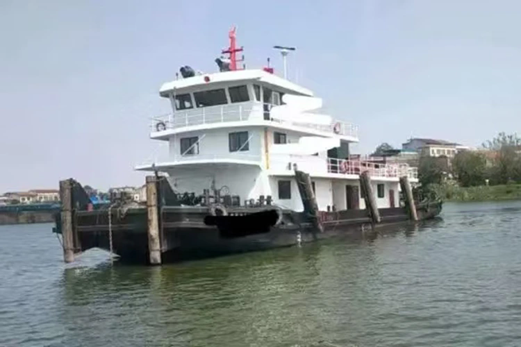 How Does a Harbor Tugboat Improve Port Efficiency and Vessel Safety?