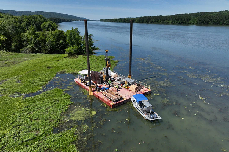 How Do Modular Pontoons Revolutionize Marine Operations?